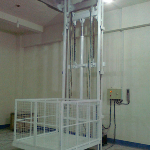two floor outdoor small load cargo lift for warehouse