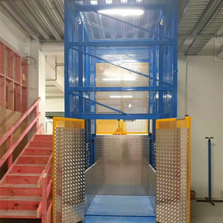 Materials Cargo Lift Installation on The New Zealand Airport 